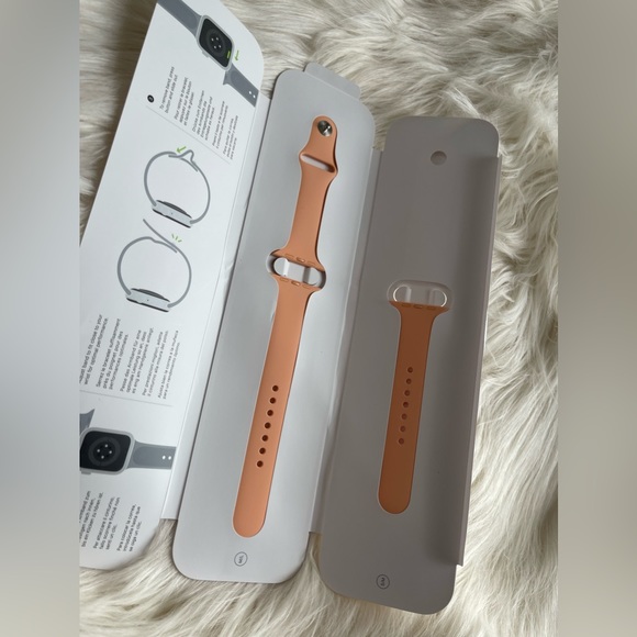 Cantaloupe Apple Watch Sport Band, 44mm - Picture 4 of 12